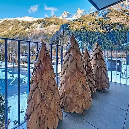 Ecrin De Prestige Au Coeur De - 2 *
